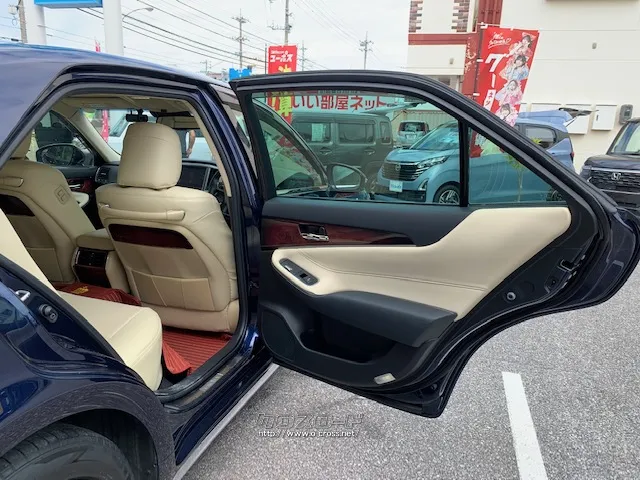 クチコミ高評価を獲得!お問い合わせはユーポス美里店まで!098-921-0203 トヨタ クラウンマジェスタ