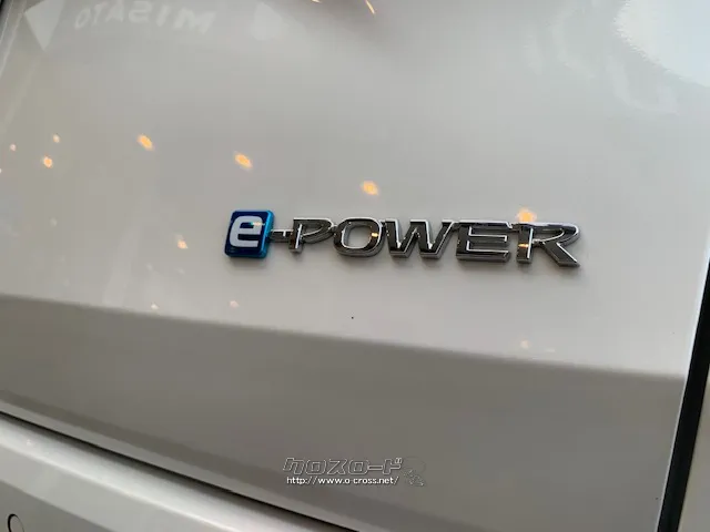 日産 ノートオーラ