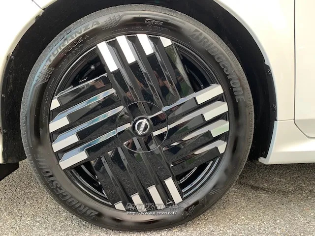 日産 ノートオーラ