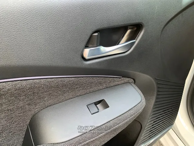 日産 ノートオーラ
