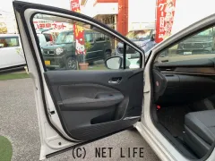 日産 ノートオーラ