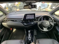 トヨタ C-HR