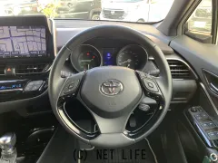 トヨタ C-HR