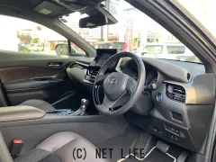 トヨタ C-HR