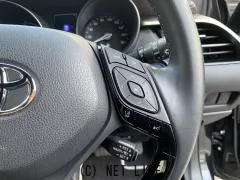 トヨタ C-HR