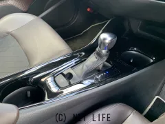 トヨタ C-HR