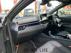 トヨタ C-HR