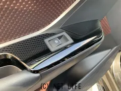 トヨタ C-HR