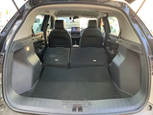 さらに後席座面を倒すと大きな荷物も積込みできます ホンダ WR-V