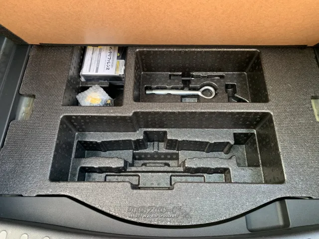 ラゲッジ下の空間 ホンダ WR-V