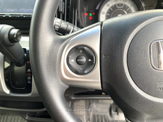 ステアリングリモコン付きなので運転中のオーディオ操作も目線を落とさずに安心☆ ホンダ N-WGN