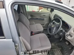 ダイハツ ミライース