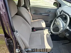 ダイハツ ミライース