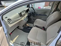 ダイハツ ミライース