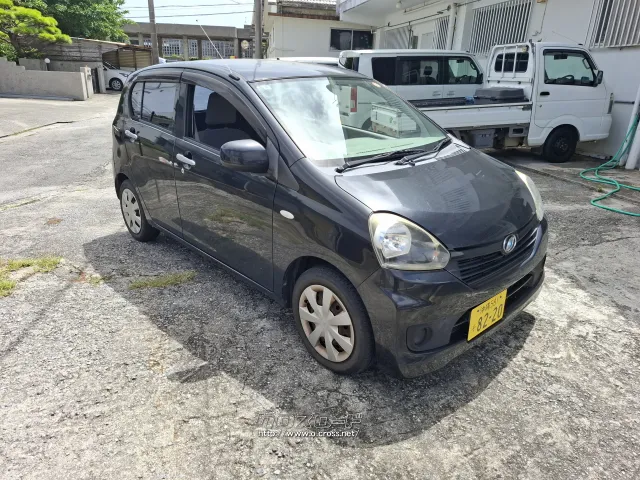 ダイハツ ミライース