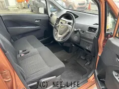 ダイハツ ムーヴ