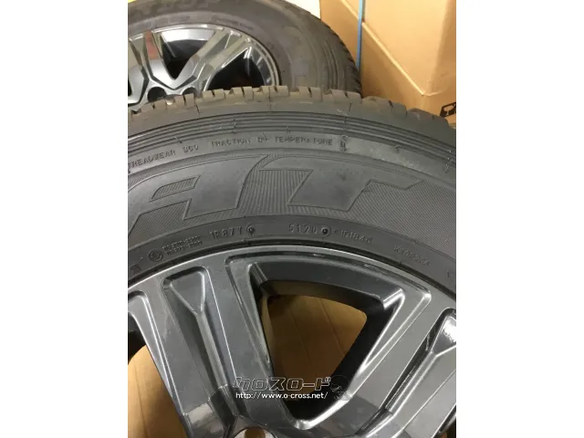ホイール・タイヤ・中古17インチハイラックスホイールタイヤセット