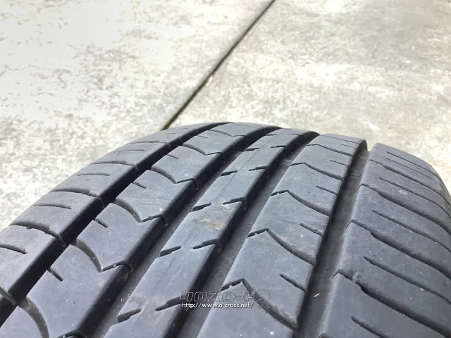 タイヤ (中古タイヤ) 16インチ 215/60R16 グッドイヤー バリ山です!