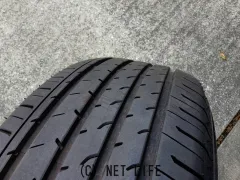 タイヤ (中古タイヤ) 17インチ　225/65R17 アドバンV03 バリ山です！