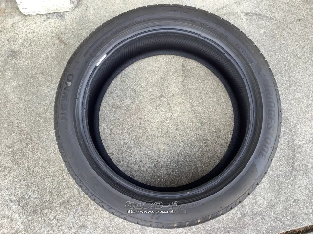 タイヤ・(中古タイヤ) 18インチ 225/45R18 ブリヂストンニューノ バリ