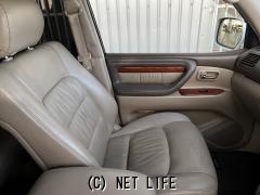 トヨタ ランドクルーザー100