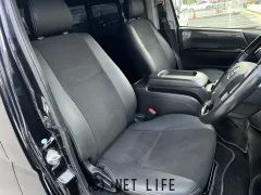 トヨタ ハイエースバン