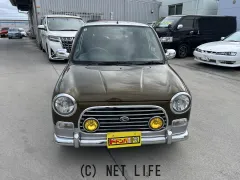 ダイハツ ミラジーノ