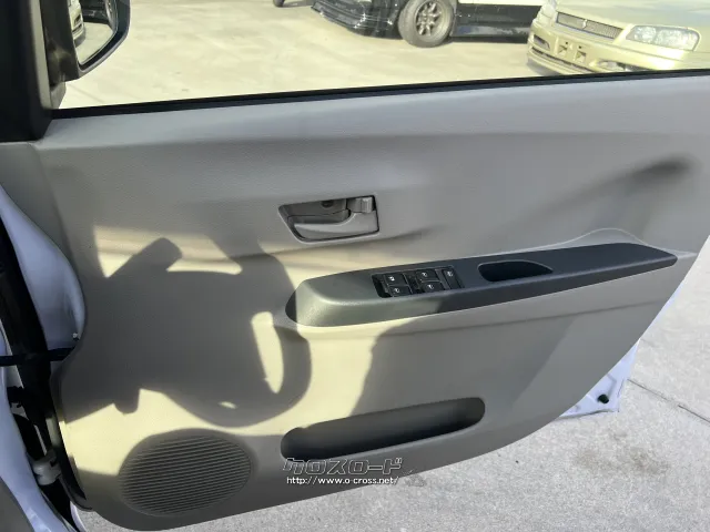 ダイハツ ミライース