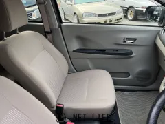 ダイハツ ミライース