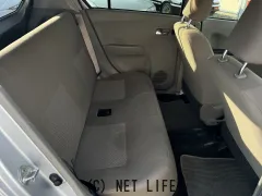 ダイハツ ミライース