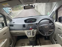 ダイハツ ムーヴ