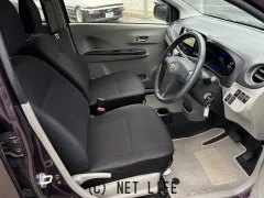 ダイハツ ミライース