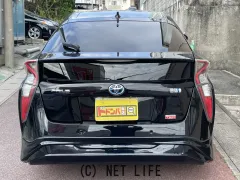 トヨタ プリウス