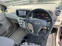 ダイハツ ミライース