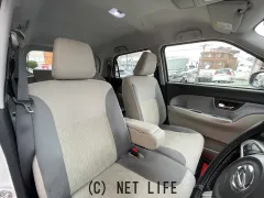 ダイハツ キャスト