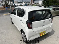 ダイハツ ミライース