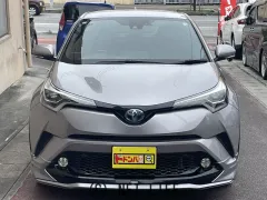 トヨタ C-HR