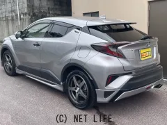 トヨタ C-HR