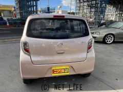 ダイハツ ミライース