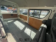 トヨタ ハイエースバン