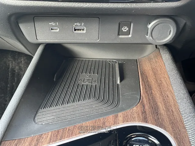 日産 ノートオーラ