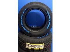 ホイール・タイヤ 16インチ　ワイルドポーター　クロスシックス　新品タイヤセット　ハイエースに!