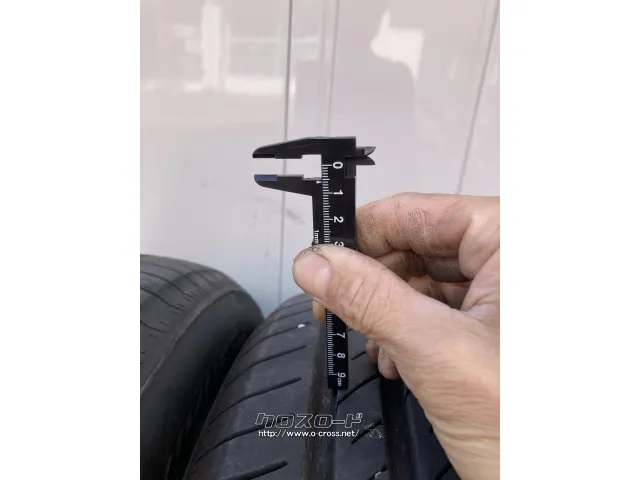 タイヤ 17インチ MAXTREK MAXIMUS M2 215/60R17 96H中古