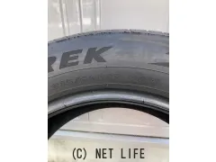 タイヤ 17インチ MAXTREK MAXIMUS M2 215/60R17 96H中古