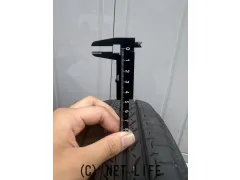 タイヤ 16インチ