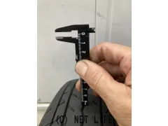 タイヤ 12インチ ヨコハマ　JOB　RY52145R12　6PR　中古