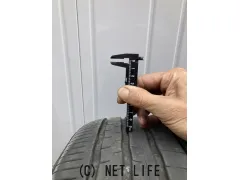 タイヤ 18インチ　ダンロップVEURO　225/60R18　中古