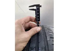 タイヤ 15インチ　クムホ ECSTA HS51 165/55R15 75V　中古