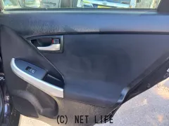 トヨタ プリウス