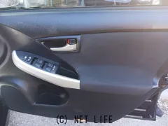 トヨタ プリウス